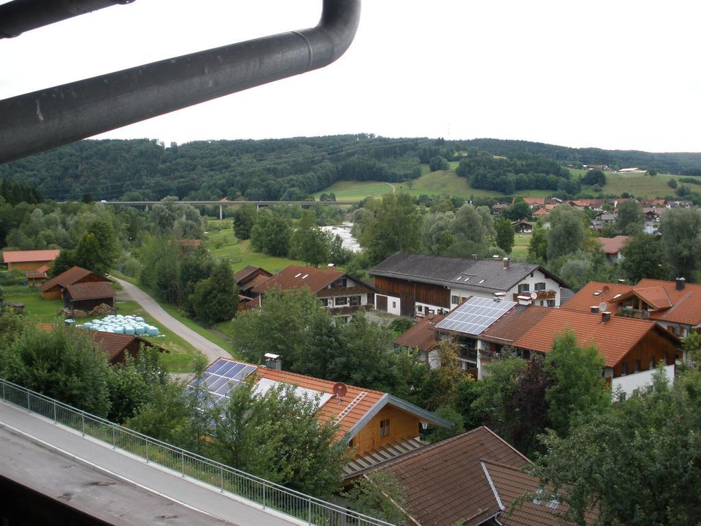 Alpengasthof Zur Loisach Hotell Grossweil Rum bild